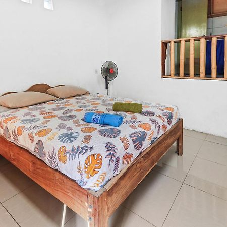 Palulu Garden Homestay 라부안 바조 외부 사진